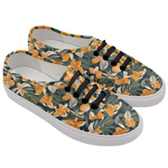 Women s Classic Low Top Sneakers 