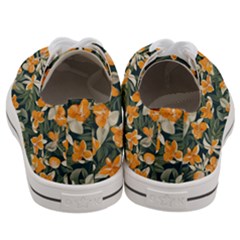 Men s Low Top Canvas Sneakers 