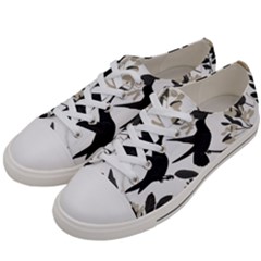 Men s Low Top Canvas Sneakers 