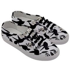 Men s Classic Low Top Sneakers 