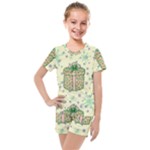 Purple Gifts On A Holy Night   Kids  Mesh T-Shirt and Shorts Set