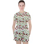 Warm Christmas  Women s T-Shirt and Shorts Set