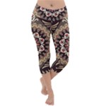 Seamless Pattern Floral Flower Lightweight Velour Capri Yoga Leggings