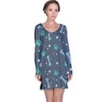 Bons Foot Prints Pattern Background Long Sleeve Nightdress
