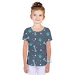 Bons Foot Prints Pattern Background Kids  One Piece T-Shirt