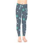 Bons Foot Prints Pattern Background Kids  Leggings