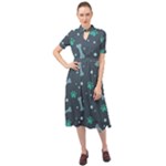 Bons Foot Prints Pattern Background Keyhole Neckline Chiffon Dress