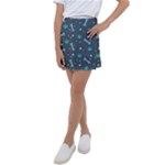 Bons Foot Prints Pattern Background Kids  Tennis Skirt