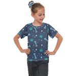 Bons Foot Prints Pattern Background Kids  Mesh Piece T-Shirt
