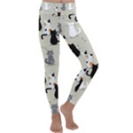 Cute Cat Seamless Pattern Kids  Lightweight Velour Classic Yoga Leggings