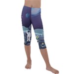 Alien Astronaut Scene Kids  Lightweight Velour Capri Leggings 