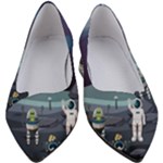 Alien Astronaut Scene Women s Block Heels 