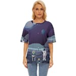 Alien Astronaut Scene Oversized Basic T-Shirt