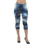 House Waves Storm Lightweight Velour Capri Leggings 