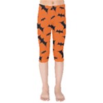 Halloween Card With Bats Flying Pattern Kids  Capri Leggings 