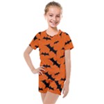 Halloween Card With Bats Flying Pattern Kids  Mesh T-Shirt and Shorts Set