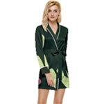 Elements Scribbles Wiggly Line Long Sleeve Satin Robe