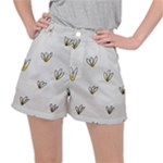 Pattern Leaves Daisies Print Women s Ripstop Shorts