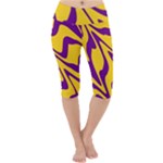 Waves Pattern Lines Wiggly Lightweight Velour Cropped Yoga Leggings