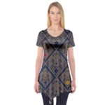 Pattern Seamless Antique Luxury Short Sleeve Tunic 