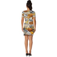 Fitted Knot Split End Bodycon Dress 