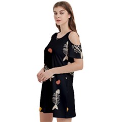 Women s Cold Shoulder Round Neck Mini Dress 