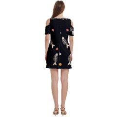 Women s Cold Shoulder Round Neck Mini Dress 