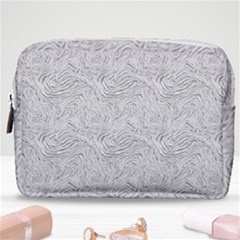 Make Up Pouch (Medium) 