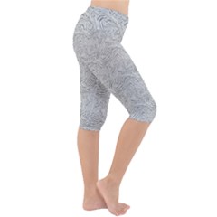 Lightweight Velour Cropped Yoga Leggings 