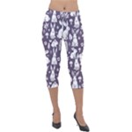 Easter bunny pattern Lightweight Velour Capri Leggings 
