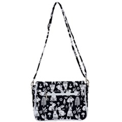 Shoulder Bag with Back Zipper 