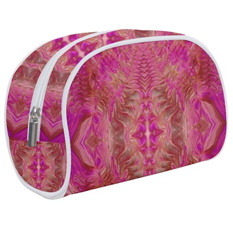 Tondo symmetry Make Up Case (Medium) from ArtsNow.com