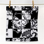 Grunge Skull Face Towel