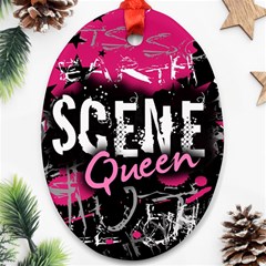 Scene Queen Oval Ornament (Two Sides) from ArtsNow.com Back