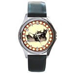 Maine coone kittens Round Metal Watch