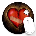 Broken heart Round Mousepad