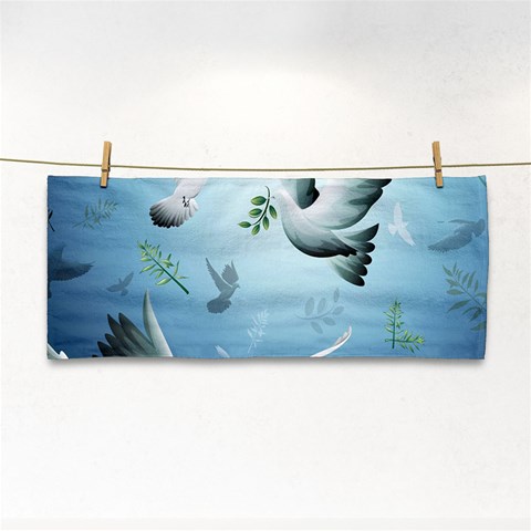 Animated Nature Wallpaper Animated Bird Hand Towel from ArtsNow.com Front