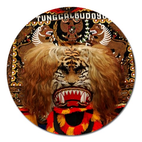 Reok Magnet 5  (Round) from ArtsNow.com Front