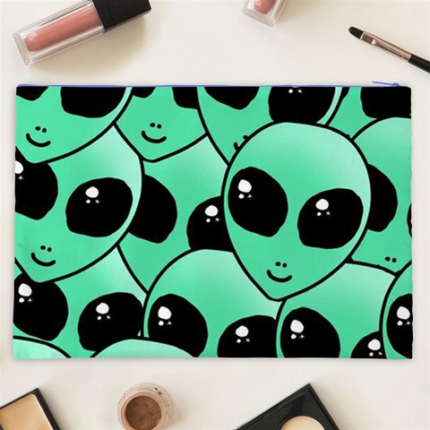 Alien Pattern Cosmetic Bag (XXL) from ArtsNow.com Back