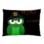Who is a witch? - green Pillow Case
