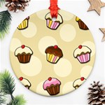 Colorful cupcakes pattern Round Ornament (Two Sides) 