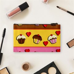 Love cupcakes Cosmetic Bag (Small)  from ArtsNow.com Back