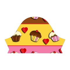 Love cupcakes Short Sleeve V Right Sleeve