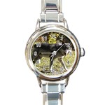 Wolf Teething Round Italian Charm Watch