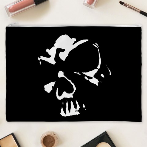 Gothic Skull Cosmetic Bag (XXXL) from ArtsNow.com Front
