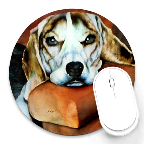 Lazy Lucy Beagle Round Mousepad from ArtsNow.com Front