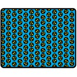 0059 Comic Head Bothered Smiley Pattern Fleece Blanket (Medium) 