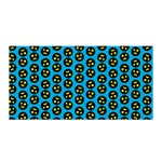 0059 Comic Head Bothered Smiley Pattern Satin Wrap