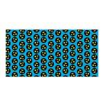 0059 Comic Head Bothered Smiley Pattern Satin Wrap