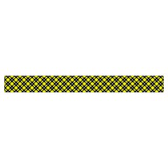 Cute yellow tartan pattern, classic buffalo plaid theme Zipper Medium Tote Bag from ArtsNow.com Strap